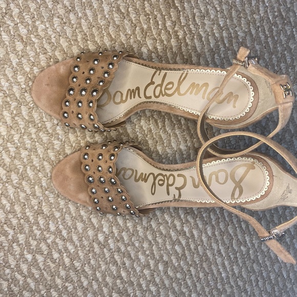 Sam Edelman Tan/Nude Heels - Picture 3 of 7